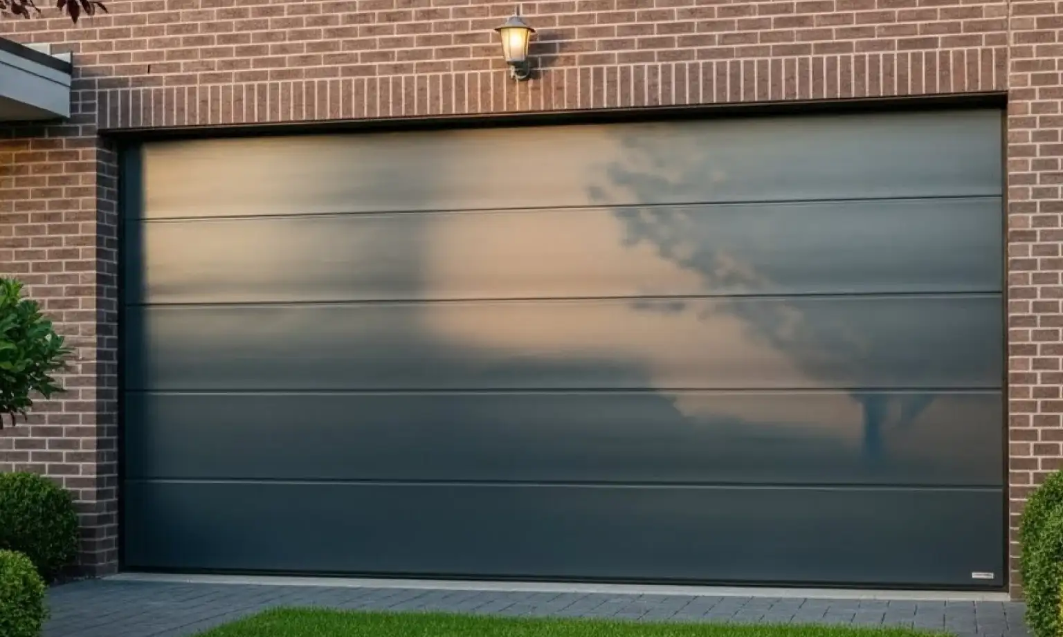 The Power of Custom Commercial Garage Doors for Your Business