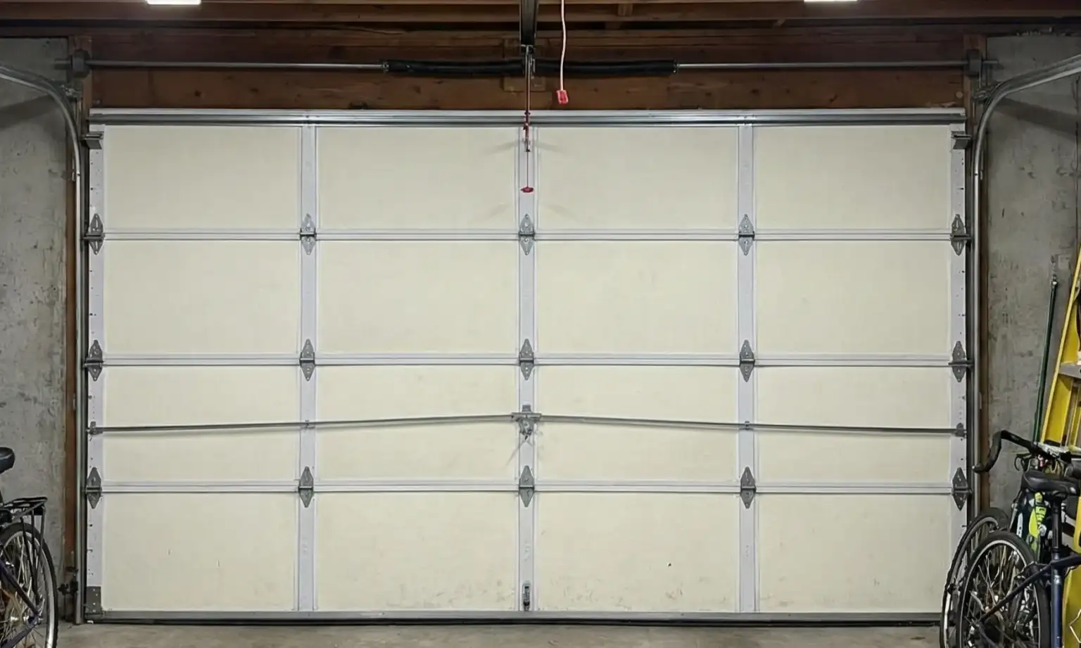 Seasonal Garage Door Safety Inspection Tips