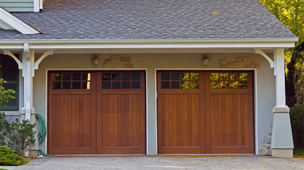 garage door maintenance tips photo